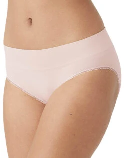 Wacoal Feeling Flexible Hipster 874332 18 Wacoal Feeling Flexible Hipster 874332 -Shop BoldBrief 874332 253 S