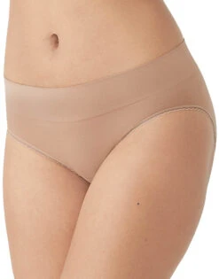 Wacoal Feeling Flexible Hipster 874332 15 Wacoal Feeling Flexible Hipster 874332 -Shop BoldBrief 874332 255 S