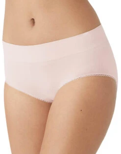 Wacoal Feeling Flexible Brief 875332 18 Wacoal Feeling Flexible Brief 875332 -Shop BoldBrief 875332 253 S