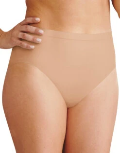 Bali Comfort Revolution Easylite Seamless Hi Cut Panty DFELS2