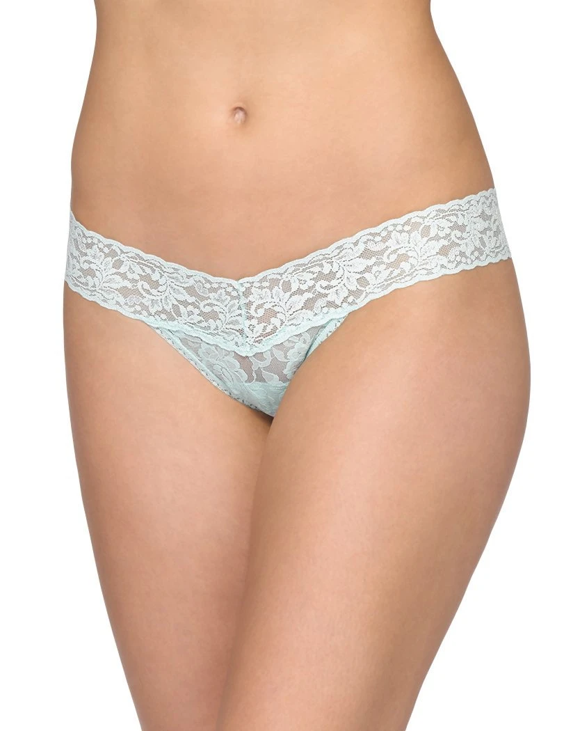 Hanky Panky Stretch Signature Lace Low Rise Thong 4911 9 Hanky Panky Stretch Signature Lace Low Rise Thong 4911 - Image 7