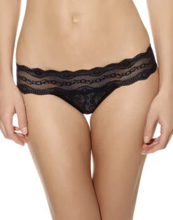 B.tempt'd By Wacoal Lace Kiss Thong Night 970182